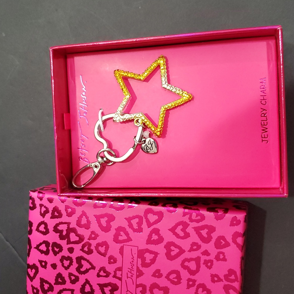 Betsey Johnson yellow gold ombre effect pave style star shape keychain bag charm
